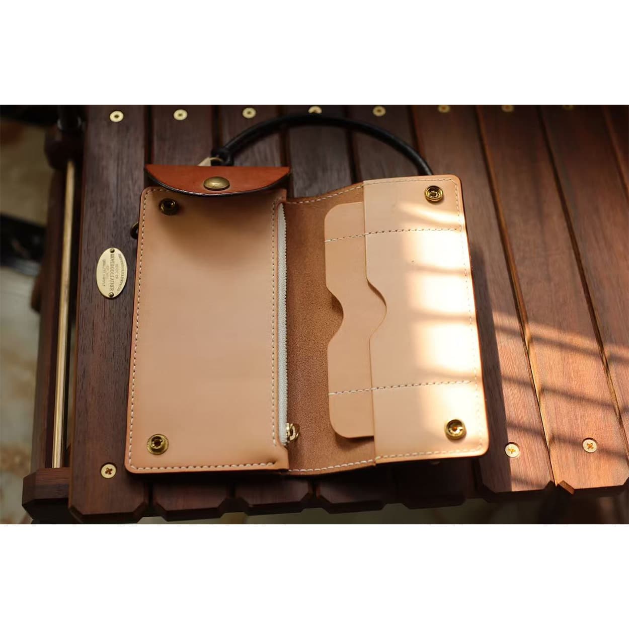 Leather Trucker Walle main product image